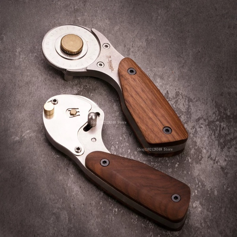 Natural Wooden Handle All-meta - Leatherwork Roller recensione e prezzo