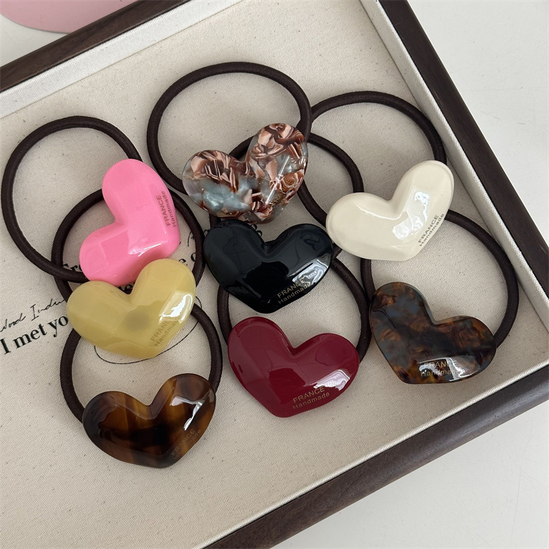 Acetic Acid Great Love Basic L - Leatherwork Pony recensione e prezzo