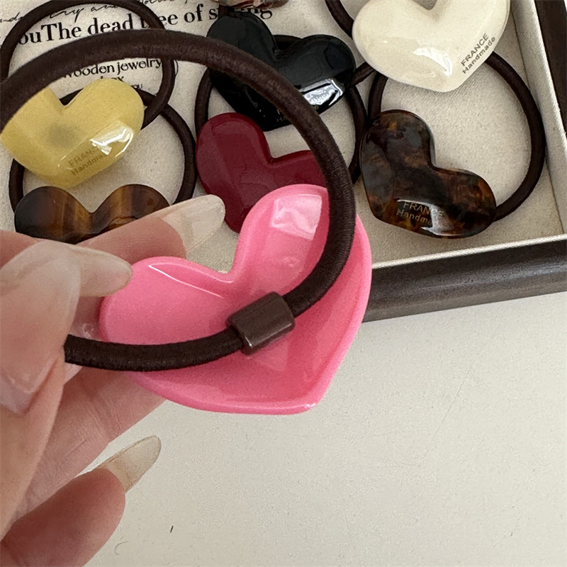 Acetic Acid Great Love Basic L - Leatherwork Pony recensione e prezzo