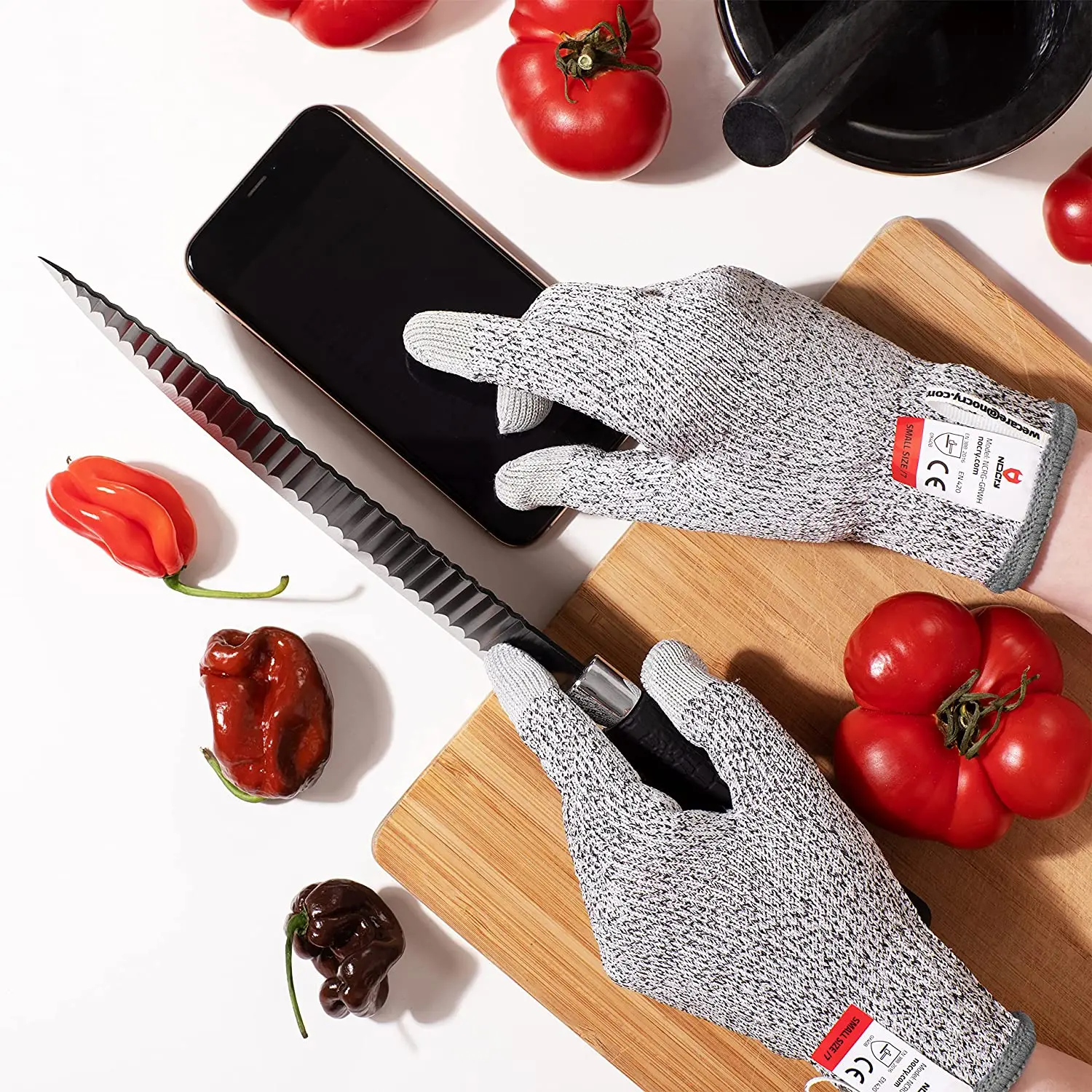 Cut Resistant Gloves Level 5 w - Leatherworking Leveling recensione e prezzo